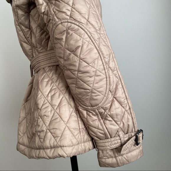 Burberry Quilted Mid-Length Trench with Hood - Picture 4 of 12